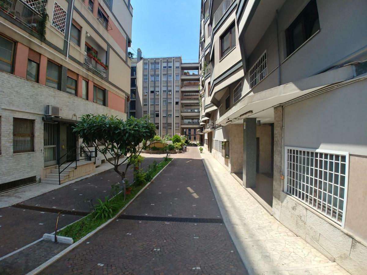 World Wide Bed San Giovanni Rome Exterior photo
